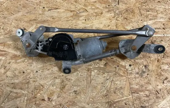Suzuki SX4 Wiper motor 3811079J00 1593000850