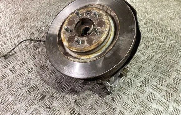 Land Rover Discovery 5 Rear wheel hub