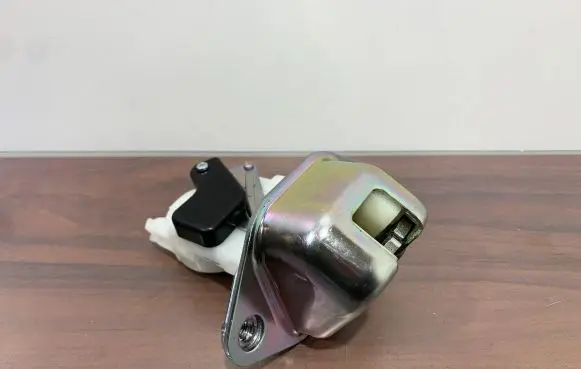 Subaru XV Tailgate/trunk/boot lock/catch/latch
