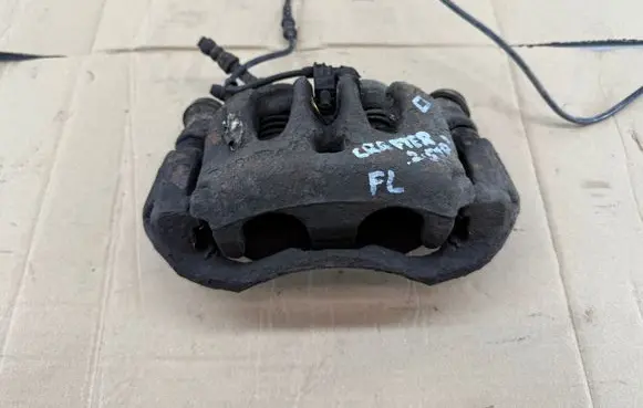 Volkswagen Crafter Front brake caliper 929001