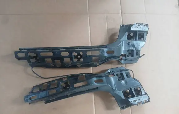 BMW 3 G20 G21 Rear bumper mounting bracket 7469364 7469363