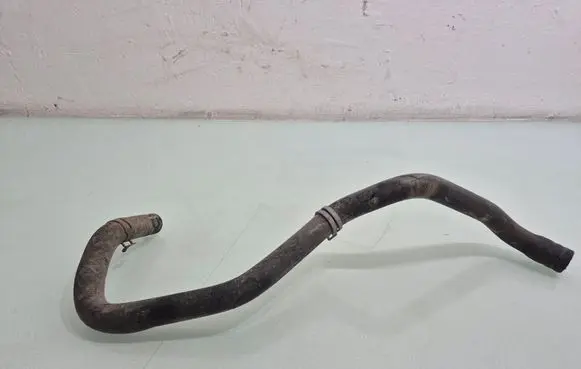 Volvo V40 Engine coolant pipe/hose 