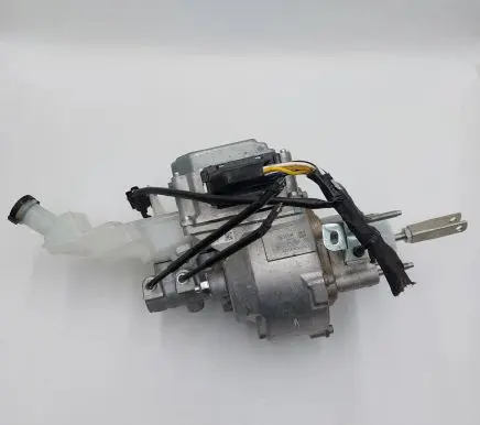 Nissan Leaf II (ZE1) Master brake cylinder EAC103504A