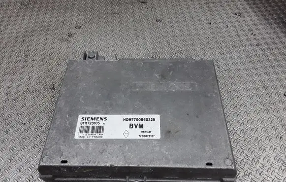 Renault Espace II Engine control unit/module 7700860329 S111723105A 7700872167