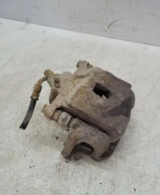 Toyota RAV 4 (XA20) Front brake caliper