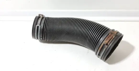Volkswagen Transporter - Caravelle T4 Turbo air intake inlet pipe/hose 074129627K