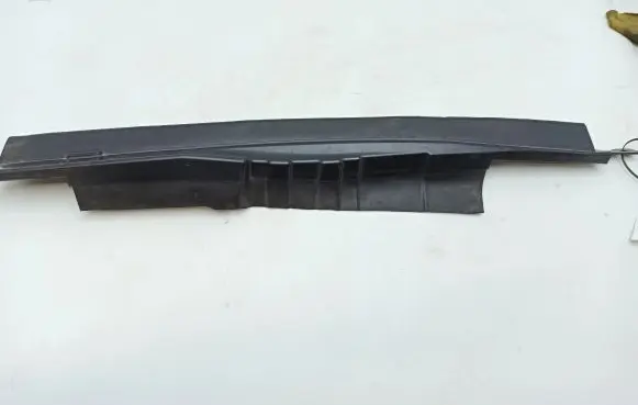 Ford Mondeo MK V Fender end trim DS73A02079AC D2L4A