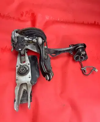 Mercedes-Benz CLA C118 X118 Stub axle 2470500 1773504301 a2473501700
