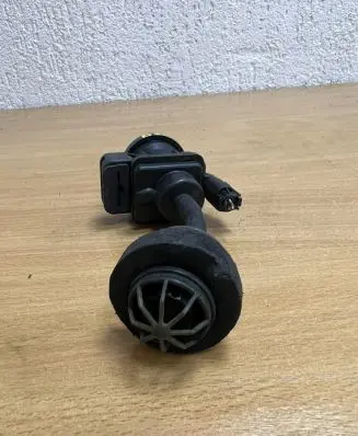 Mercedes-Benz C W203 Engine mount vacuum valve A0005450427 D7170