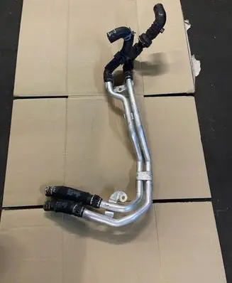 Audi A6 S6 C8 4K Engine coolant pipe/hose 4K0121400E