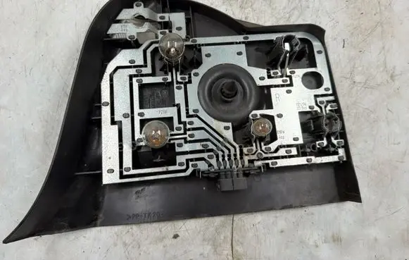BMW 3 E36 Tail light bulb cover holder 29272207