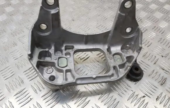 Nissan X-Trail T32 Other engine bay part