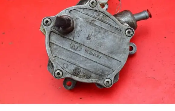 BMW 7 E65 E66 Vacuum pump 7525075
