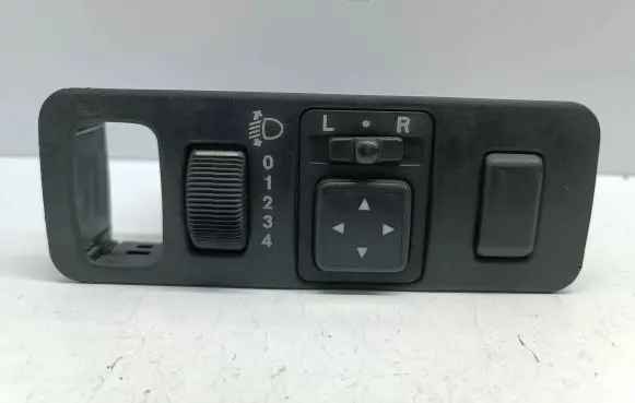 Mitsubishi Space Star Wing mirror switch MR240907 09119