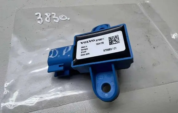 Volvo XC60 Airbag deployment crash/impact sensor 30798511 100417B 973580101