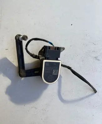 BMW 5 F10 F11 Headlight/headlamp level sensor 6784075 25916010