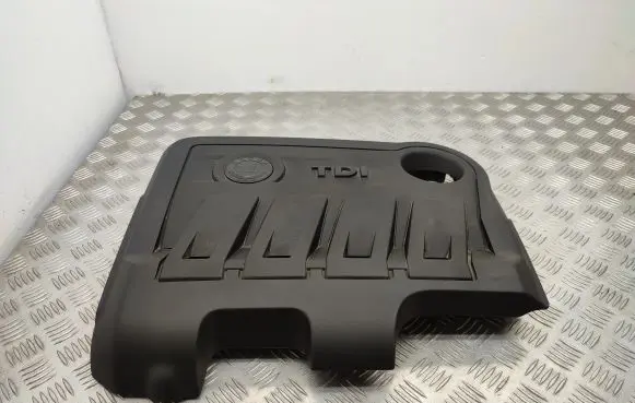 Skoda Yeti (5L) Engine cover (trim)