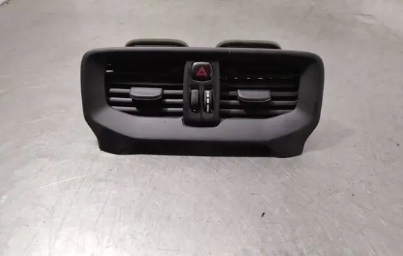 Volvo V40 Dash center air vent grill 1284618 73700000C 31307021