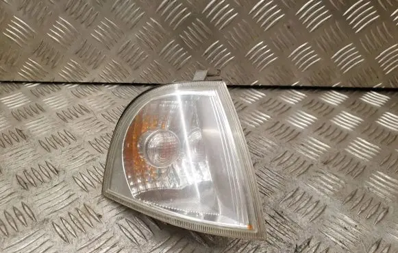 Skoda Octavia Mk1 (1U) Front indicator light 18A207B