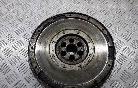 Ford Focus Dual mass flywheel 9657530580