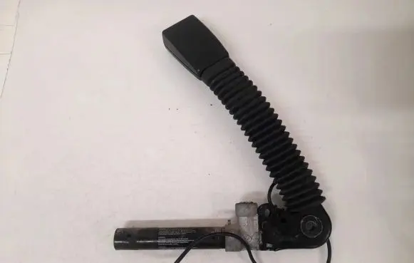 BMW 5 E60 E61 Front seatbelt buckle 7595283