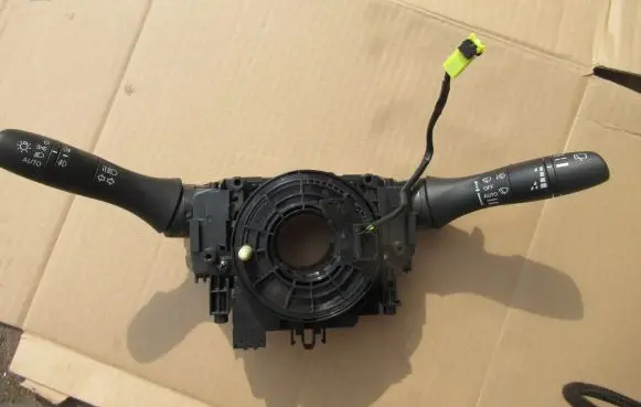Nissan Pulsar Wiper turn signal indicator stalk/switch