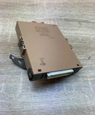 Toyota Prius (XW20) Gateway control module 8911147050