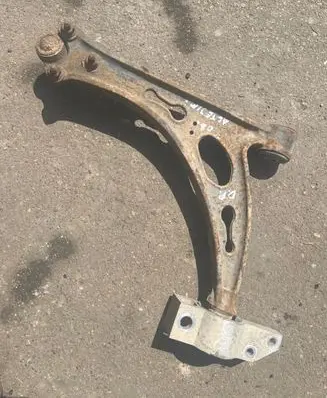 Seat Altea Front lower control arm/wishbone