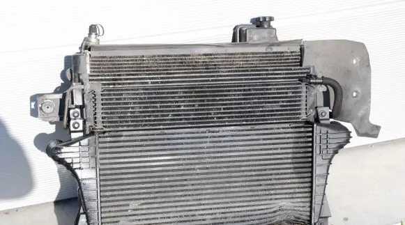 Jeep Grand Cherokee (WK) Coolant radiator XXX 218KM