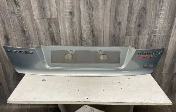 Ford Mondeo MK IV Tailgate trim 7S71A423A40A