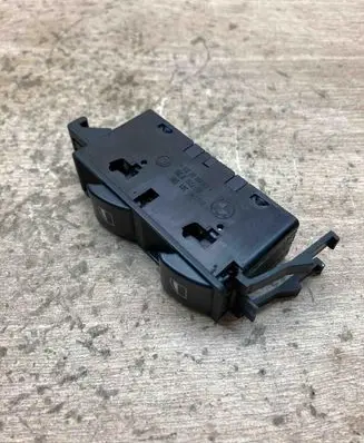 BMW 3 E46 Electric window control switch 8381514 03120220