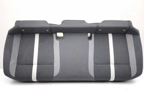Opel Frontera Rear seat