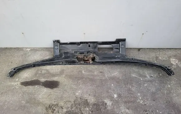Top upper radiator support slam panel
