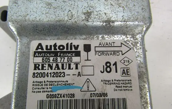 Renault Espace - Grand espace IV Airbag control unit/module 82004112023