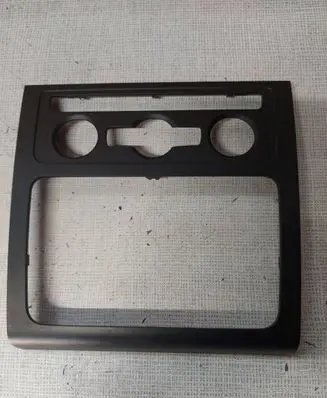 Volkswagen Touran II Panel trim 1T0858071S