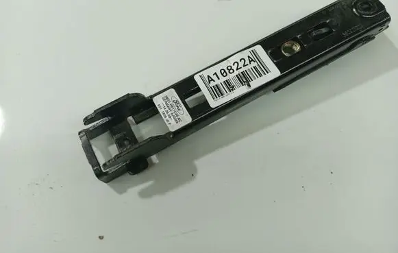 Ford Focus C-MAX Seat belt adjustment rail 3M51R611C46AC 3M51-R611C46-AC