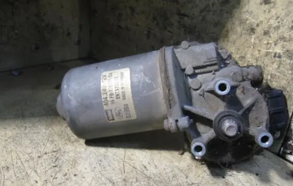 Ford Puma Wiper motor VALEO404240 96FB17B571DA