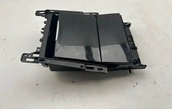 Mercedes-Benz E W212 Glove box central console A2126805750Q7 A2126805750