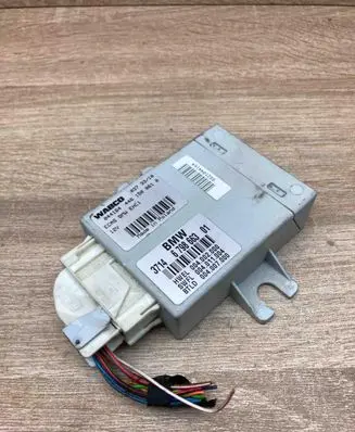 BMW 5 F10 F11 Air suspension control unit module (rear) 6798663 044164 WITHPLUG