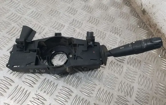 Citroen Xsara Picasso Indicator stalk 96251934ZL 34392501