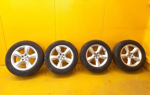 Audi Q7 4M R19 alloy rim 4M0601025F
