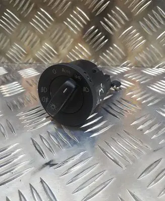 Volkswagen Caddy Light switch