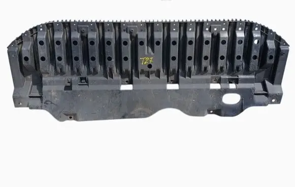 Toyota Avensis T270 Front bumper skid plate/under tray 5261805010