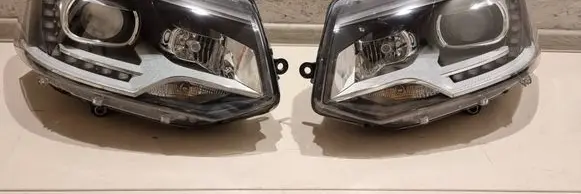 Volkswagen Transporter - Caravelle T5 Headlights/headlamps set 7E5941015 7E5941016