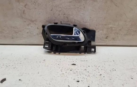 Peugeot 207 Front door interior handle 303965