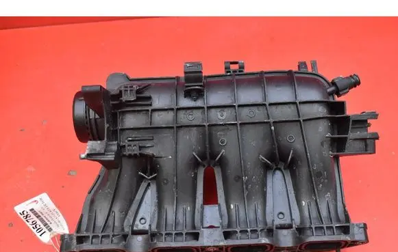 Skoda Octavia 985 Intake manifold 05E129709F