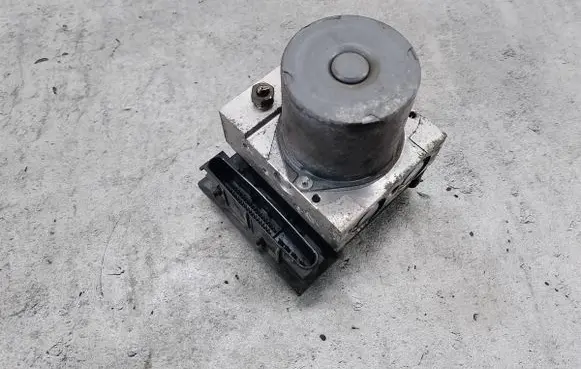 Mercedes-Benz A W169 ABS Pump A0044310212