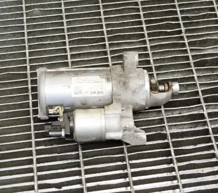 Audi A4 S4 B8 8K Starter motor 04L911021 0001174404