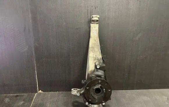 Porsche Cayenne (92A) Front wheel hub spindle knuckle 7P0407246 7P0407246A