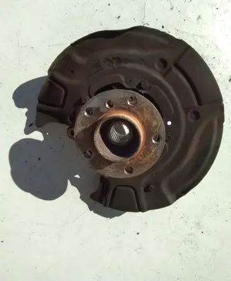 BMW X3 F25 Rear wheel hub